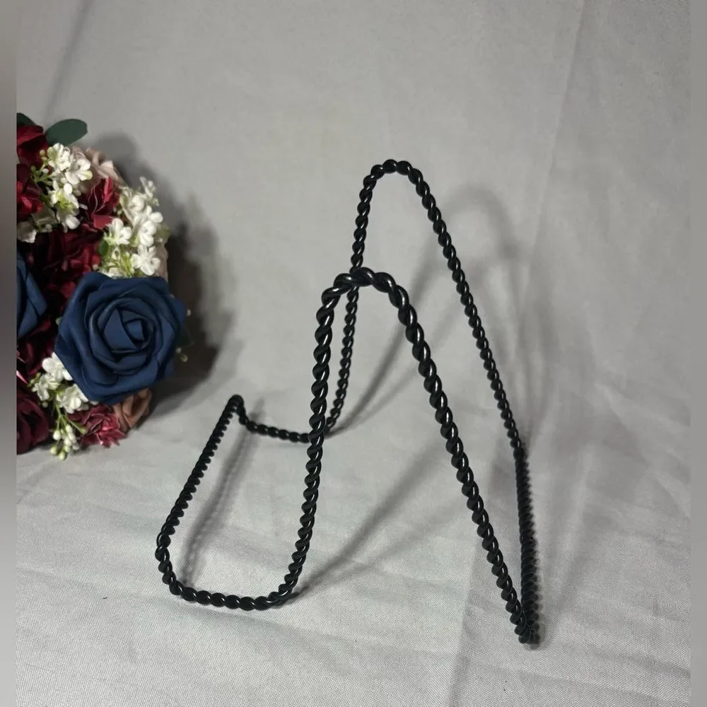 New Black Twisted Wire Display Stand Easel Showcase Variety of Items NWOT